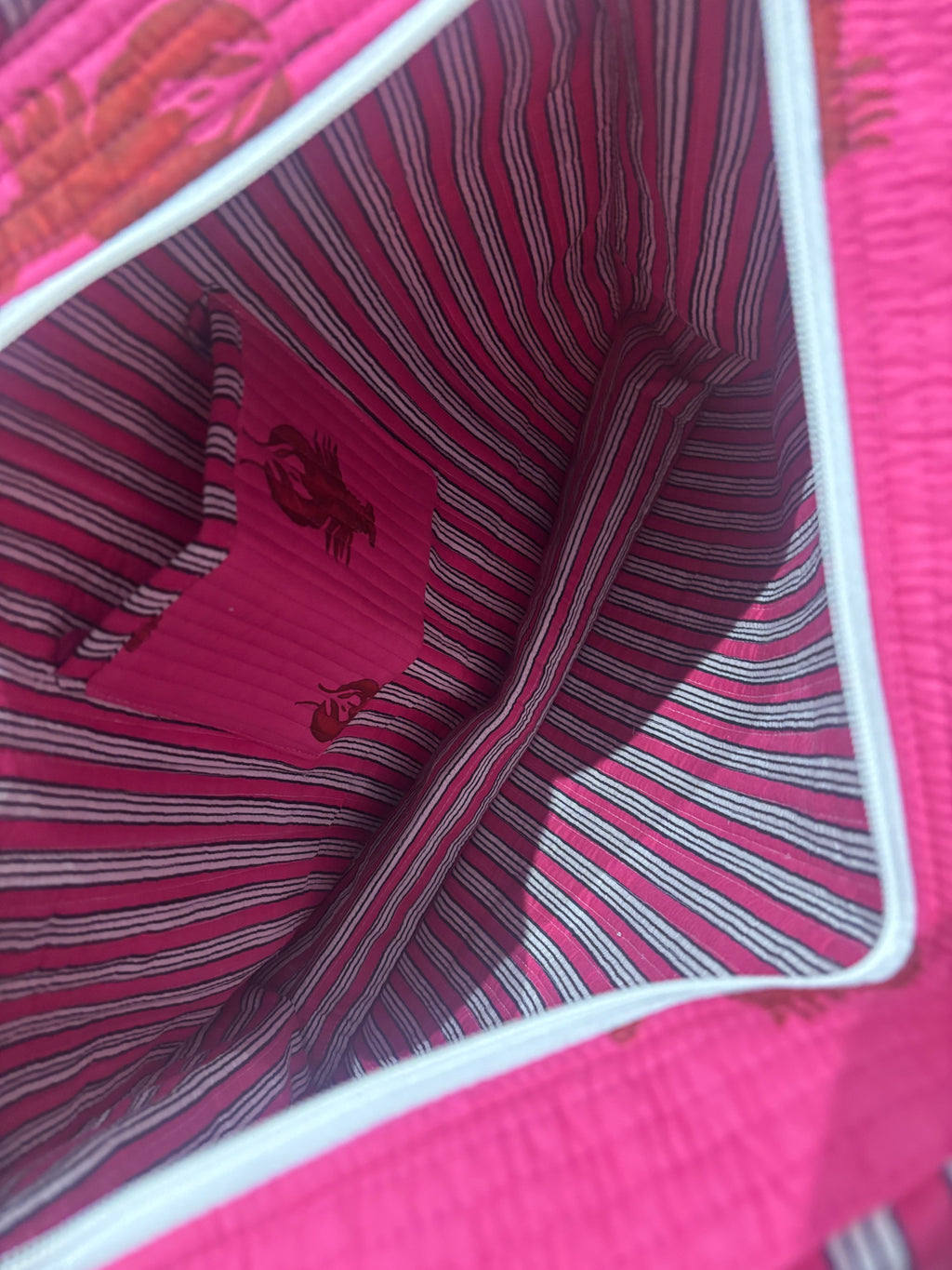 Dark pink lobster large tote bag